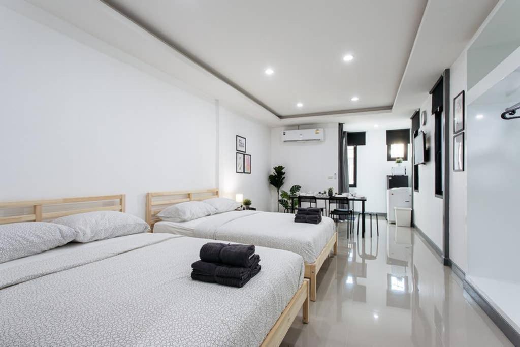 P4 Silom Large 2Beds Full Kitchen Wifi 4-6Pax Daire Bangkok Dış mekan fotoğraf